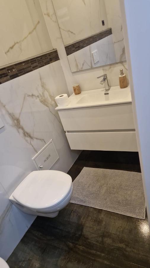 Luxury Suite Mimi Bari Exteriör bild